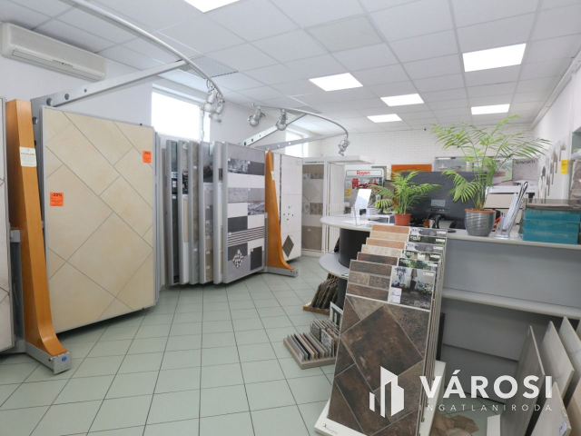 Szegeden frekventált helyen működő Ipartelep Eladó!