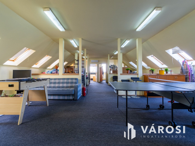 Soroksári úton iparterület eladó, akár működő üzemmel