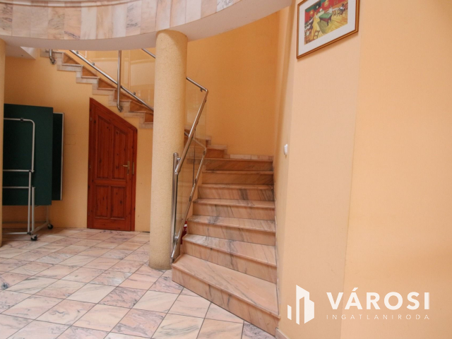 Befektetésre alkalmas irodaház eladó!