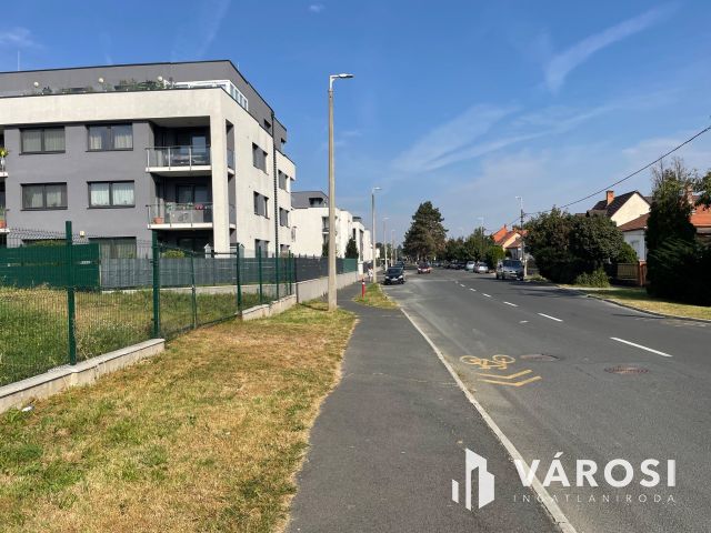 185 m2 Műhely/raktár/iroda eladó újépítésű társasházban