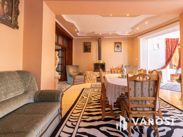 Nagypolgári életérzés Békéscsaba belvárosában