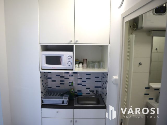 Panorámás felújított lakás a Beszédes József sétányon