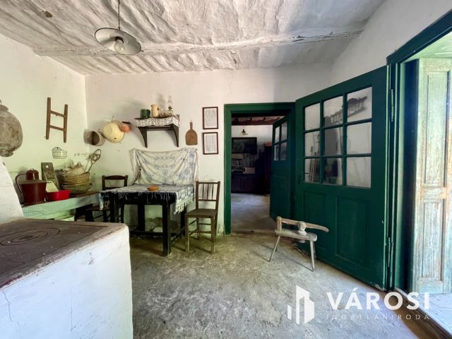 Autentikus parasztház– külön vendéglátóegységgel Dégen!