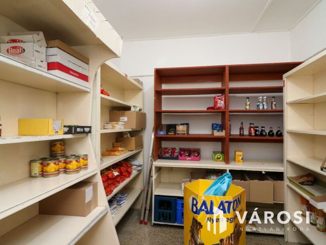 Működő üzlethelyiség sürgősen eladó