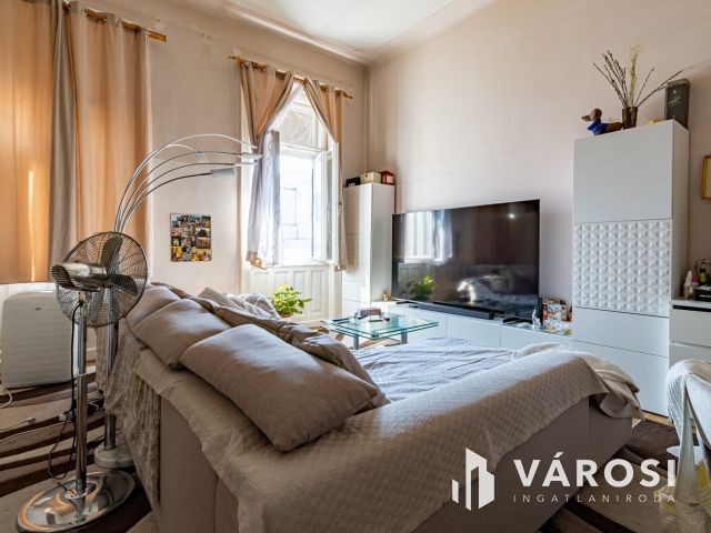 II. János Pál pápa téren, kétszobás lakás eladó