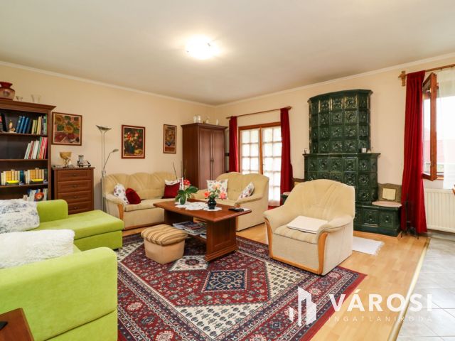 Családi ház 2 apartmannal Gyulán, a Várfürdő közelében!