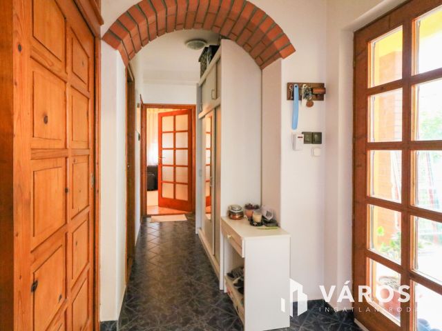 Családi ház 2 apartmannal Gyulán, a Várfürdő közelében!