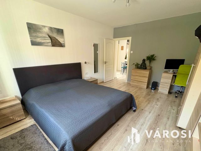 Beszterce közelében felújított ikerház eladó!