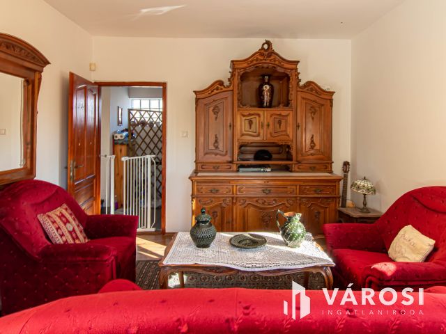 A múlt hangulata, a jelen kényelme Tinnyén