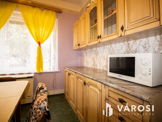 Tégla családi ház Nagybánhegyesen