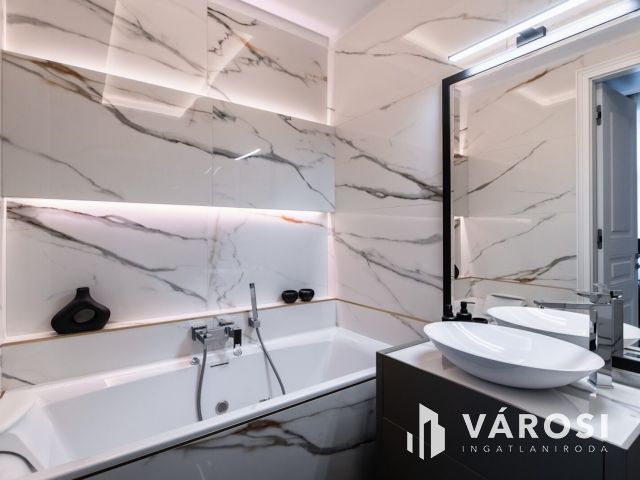 Kiadó Luxuslakás Újlipótvárosban a Vígszínház mellett