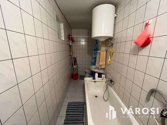 Figyelem! Tiszafüreden Nagyon Szép Parasztház Eladó!