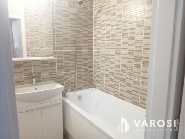 Azonnal költözhető, teljesen felújított lakás rákospalotán