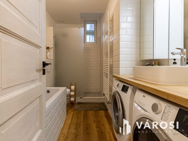 Teljesen felújított, kiváló elrendezésű lakás, Újlipótban