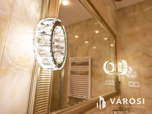 Gyönyörű pallagi ház jó környéken eladó