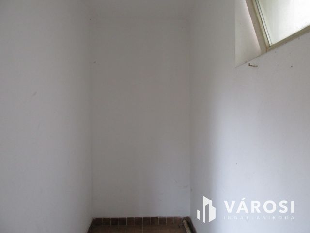 Kétszintes családi ház Dejtár központjához közel