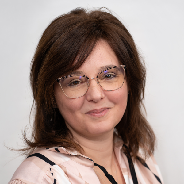 Hosszúné Jakab Judit